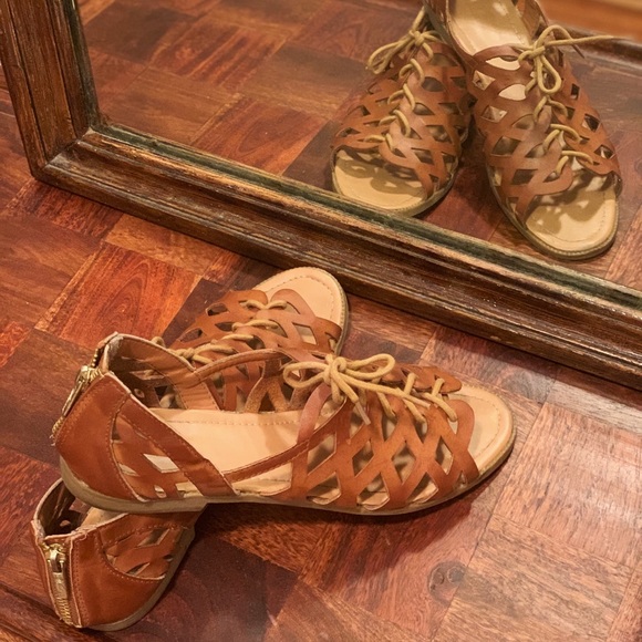 Women Roman Sandals Leather Hollow Out Peep Toe - Picture 3 of 8